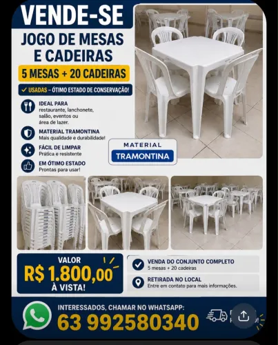 Jogo de mesas e cadeiras