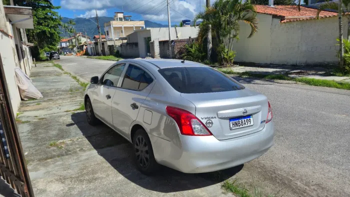 Nissan Versa S 1.6 16V Flex Fuel 4P Mec. 2013