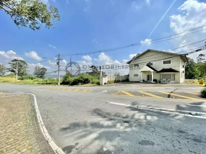 Casa comercial à venda em Cotia-SP, Granja Viana II - 1 quarto, 3 salas, 4 banheiros, 10 v