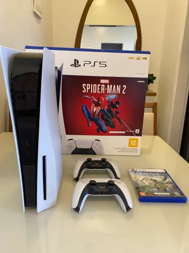 PS5 com mídia física 