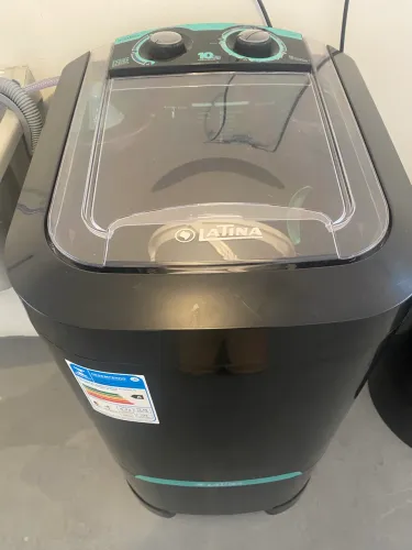 Tanquinho Latina com entrada e saída de água automática
