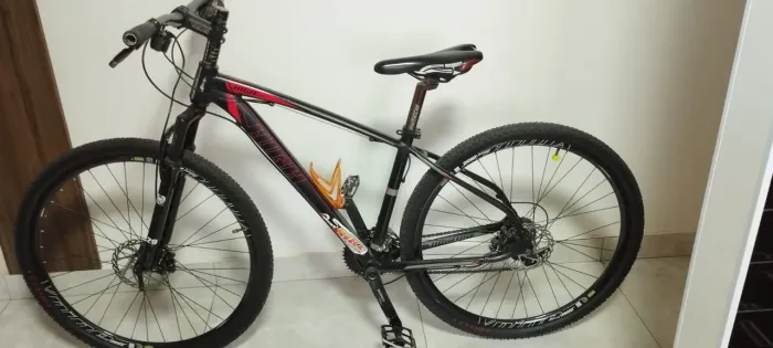 Bicicleta high one 29 quadro 17 shimano 21 marchas