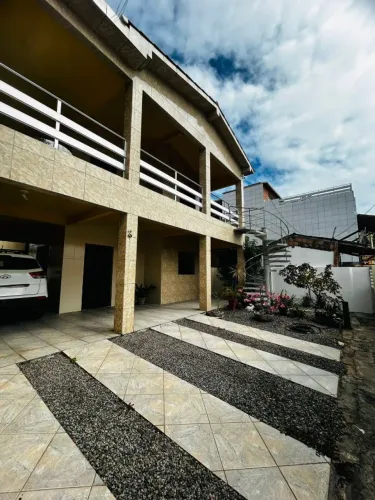 Praia de Suape - Casa Duplex Mobiliada à Beira-Mar | 200m²