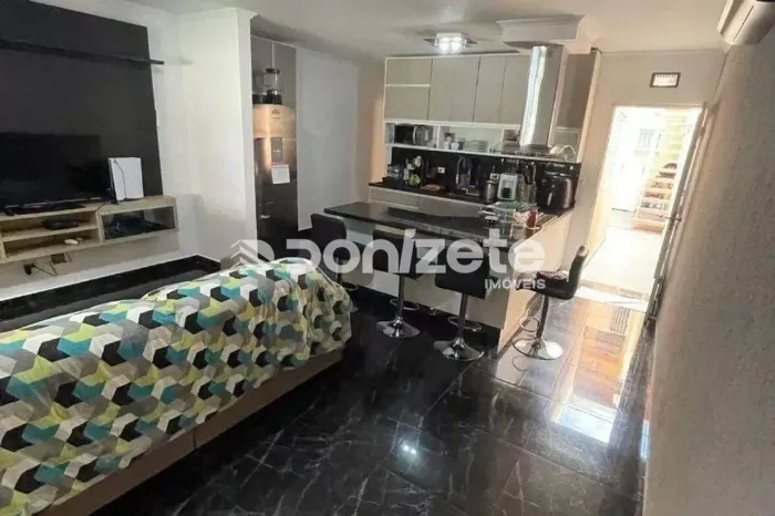 Sobrado à Venda em São Caetano do Sul (Mauá) | 3 Dorms (1 Suíte) | Varanda 2 Vagas aceita 