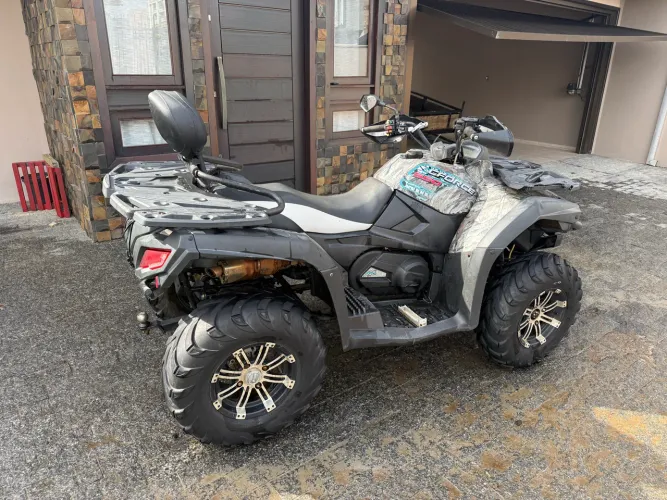 Quadriciculo CFORCE 550 EPS 4x4 direção elétrica 2019