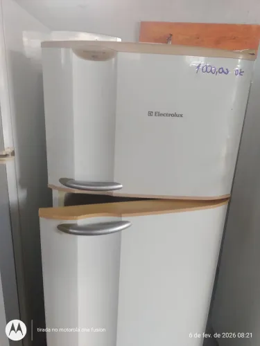 REFRIGERADOR ELECTROLUX DF35 220V