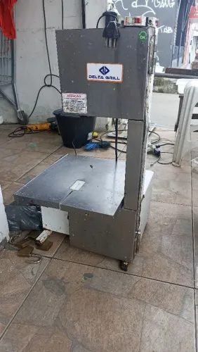 Máquina de serra linha