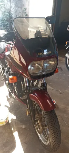 Honda CBX 750F 1989 Grená. Original de fábrica, sem restauração