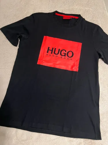 Camisa preta Hugo Boss original M