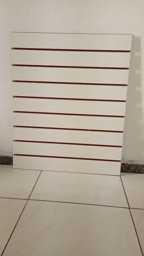 Painel Canaletado 0,74 X 0,89 Branco MDF - Novo