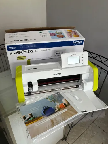 Maquina de Corte BROTHER ScanCut SDX85 com scanner wi fi 110V