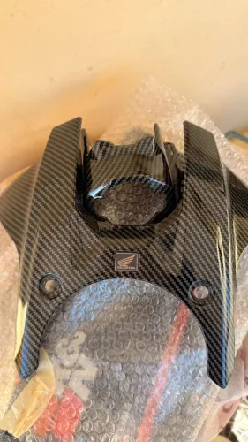 Capa tanque cb650r cor fibra de carbono 