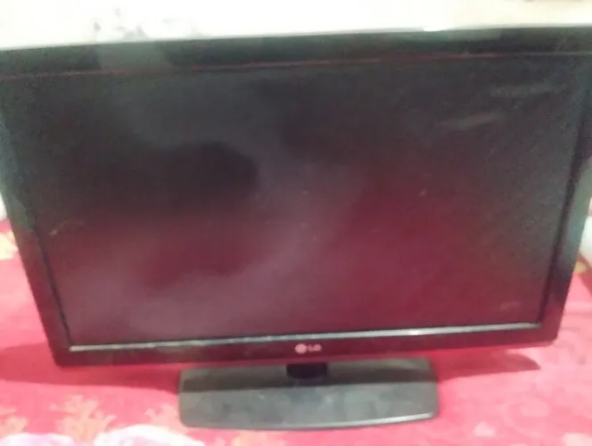 Monitor LG 22 polegadas 60hz :veja a discrição.