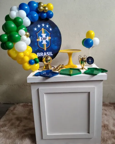 ? ? MINI FESTA NA MESA "PEGUE E MONTE" ?