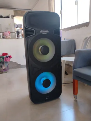 Vendo caixa torre