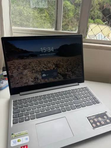 Lenovo IdeaPad S145 ? Ryzen 7 | 8GB RAM | SSD 512GB