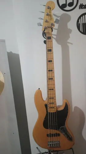 Squier by Fender Jazz Bass V - 5 Cordas - Vintage Modified