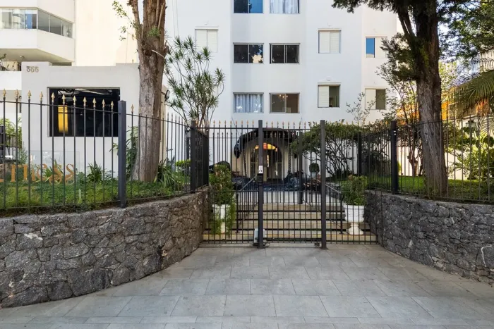 Apartamento em Moema São Paulo SP