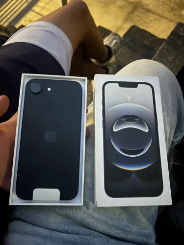 iPhone 16e 128gb