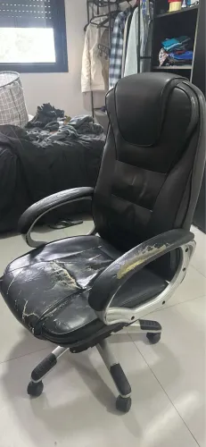 Cadeira de escritório com massagem elétrica e modo de aquecimento