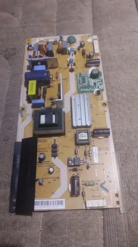 Placa Principal / Fonte Semp Toshiba 39L2300D 39L2300 39I2300 V71A00028400
