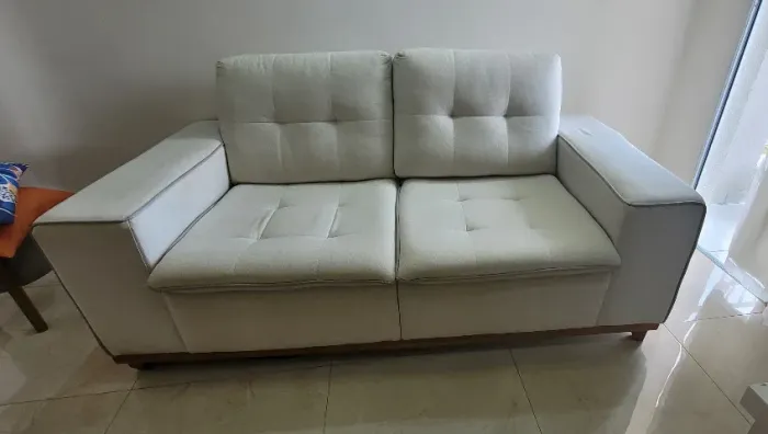 Sofá 2 lugares