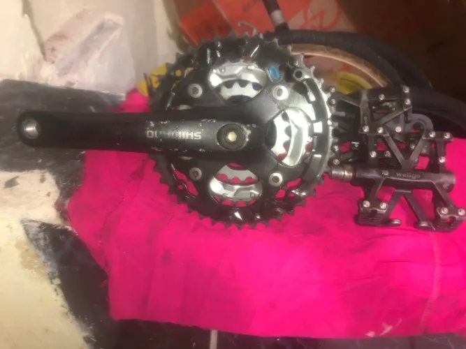 Canela shimano alívio octalink+pedal wellgo