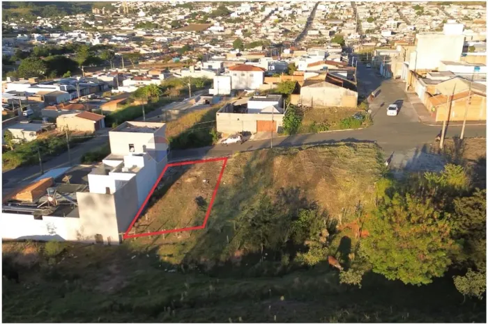 Terreno Residencial em Itaú de Minas/MG 140m²