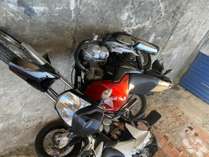 Moto muito nova tem uma multa de 1400 abato no valor