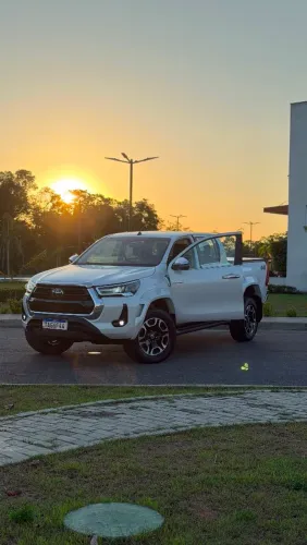 Toyota Hilux CD SRX Plus 4X4 2.8 TDI Die. Aut. 2024