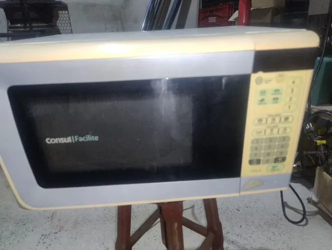 Microondas Consul 20L