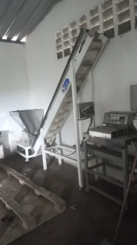 Empacotadora de Alimentos, seladora e esteira 