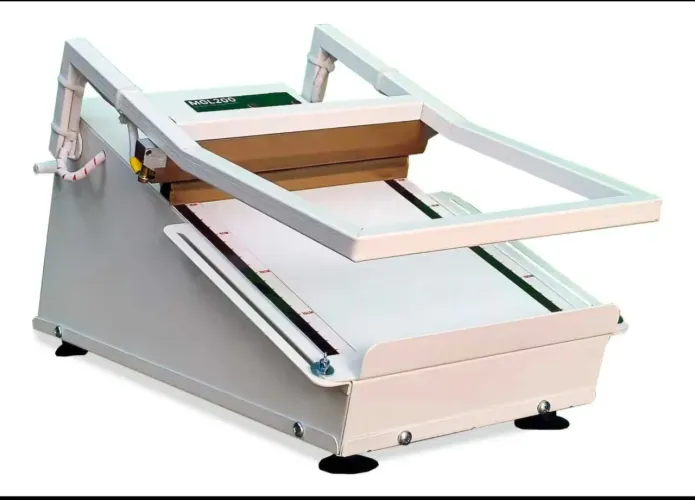Seladora manual 20cm bivolt MGL 200