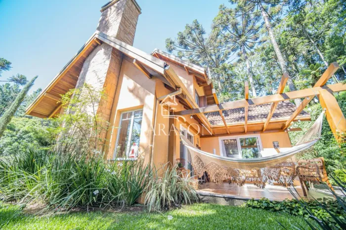 LINDA CASA NO CONDOMÍNIO ASPEN MOUNTAIN EM GRAMADO