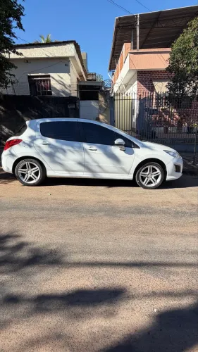 Peugeot 308 Allure 2.0 Flex 16V 5P Aut. 2014