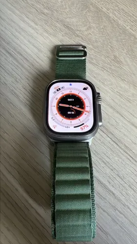 Apple Watch Ultra 1ª geração ? 49 mm ? Titanium ? GPS + Cellular