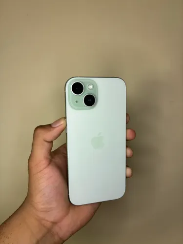 iPhone 15 