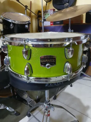 Caixa Yamaha Gigmaker (Muito Nova)