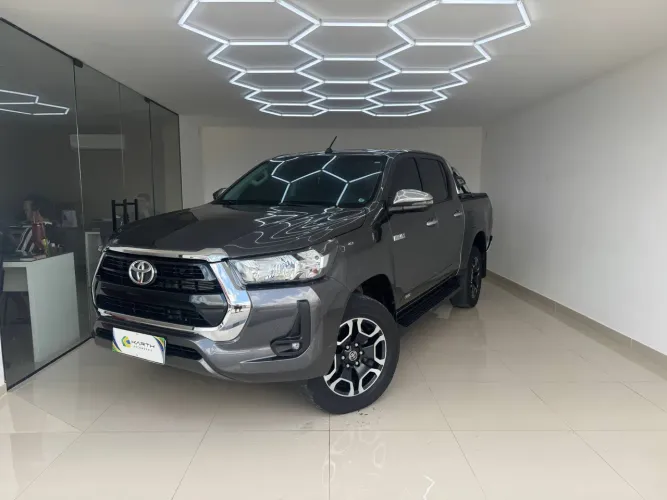 Toyota Hilux CD SRV 4X4 2.8 TDI Diesel Aut. 2022