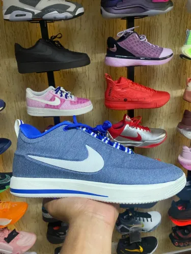 NIKE BOOK 2 - TAMANHO 45