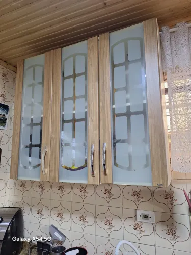 Armário área de cozinha