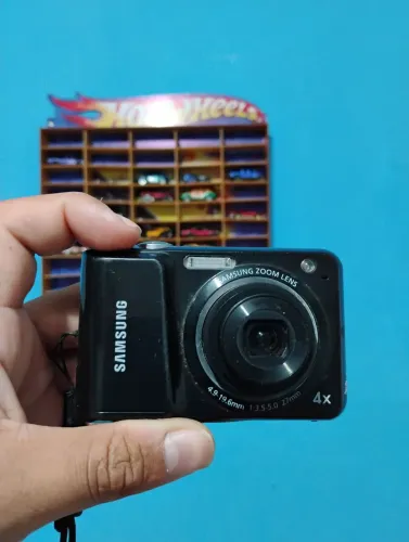 Camera digital Samsung 12.2 mp ES25 
