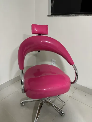 Cadeira De Salão / Maquiagem Hidráulica Rosa