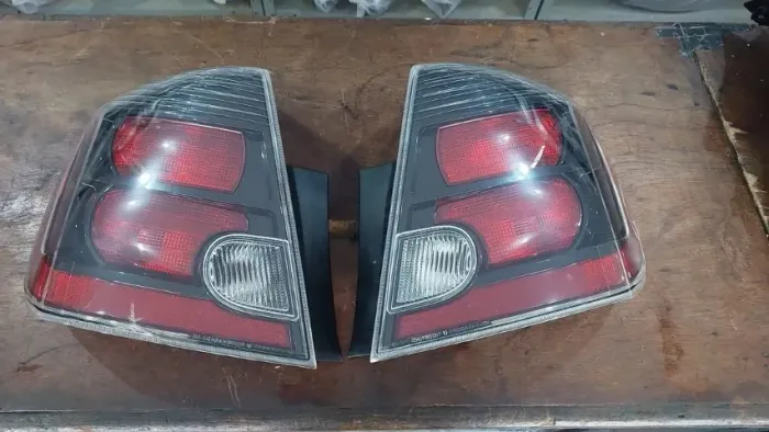 Lanterna Nissan sentra 2009 2010 2011 2012 