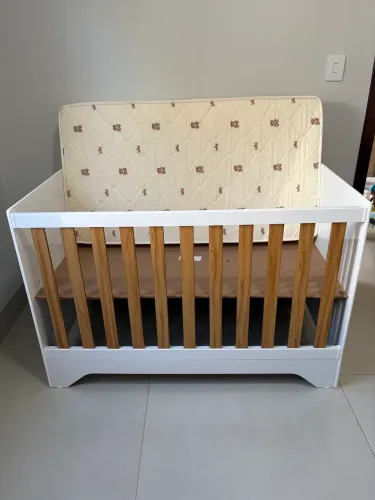 Berço + colchão 