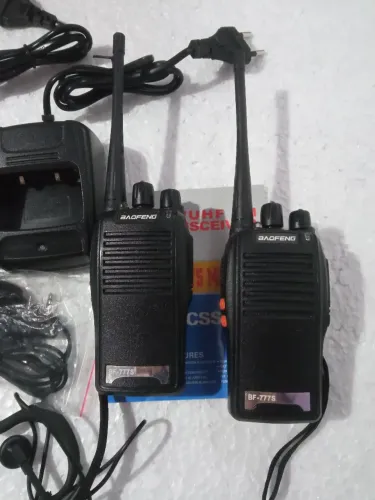 PAR DE RÁDIO HT BAOFENG BF- 777s