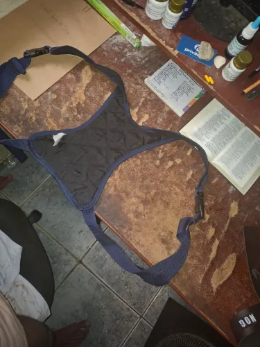 Cinto de segurança para  cadeira de rodas