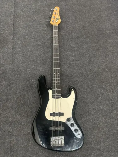 Baixo Lyon by Washburn (Jazz Bass 1996) - Relíquia