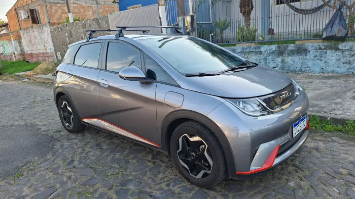 BYD Dolphin EV (Elétrico) 2025