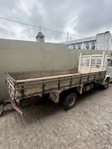 Carroceria aberta caminhão 3/4 com 5,5metros 